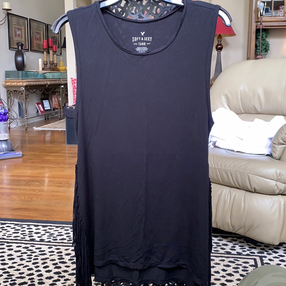 AEO Soft & Sexy black sleeveless tank w/ fringe on the sides Small